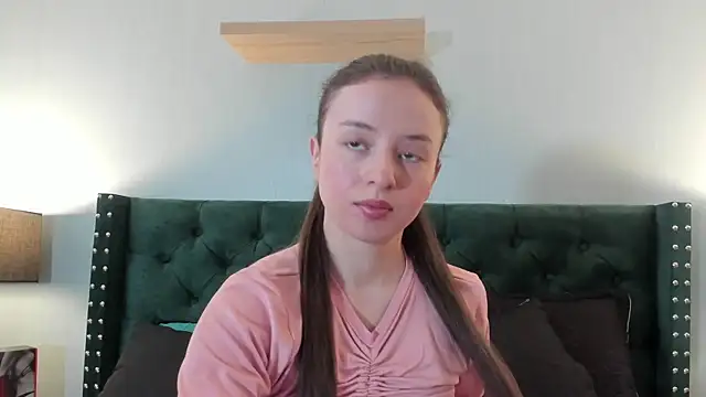 VioletaNova online show from 06-10-26, 11:53