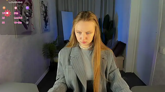 Rina Panic online show from 04-04-26, 01:04