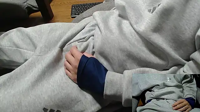 Yasu2000 online show from 11-23-25, 02:00