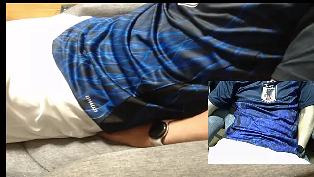 Yasu2000 online show from 05-21-26, 01:01