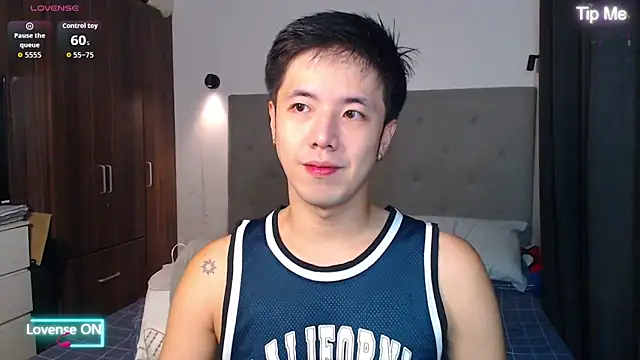 Snapshot of Addictiveboi chatting on 01-07-26, 02:25 Addictiveboi online show from 01-07-26, 02:25