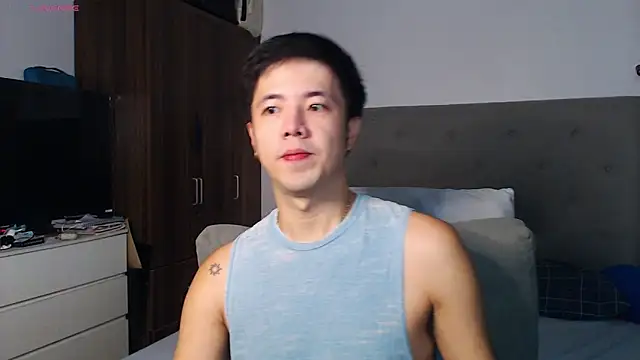 Snapshot of Addictiveboi chatting on 01-19-26, 02:37 Addictiveboi online show from 01-19-26, 02:37