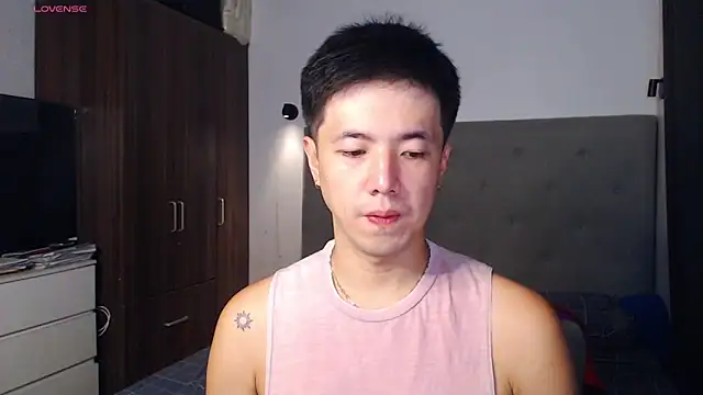 Snapshot of Addictiveboi chatting on 03-01-26, 03:52 Addictiveboi online show from 03-01-26, 03:52