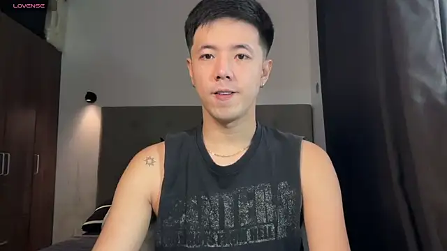 Addictiveboi online show from 04-30-26, 01:34