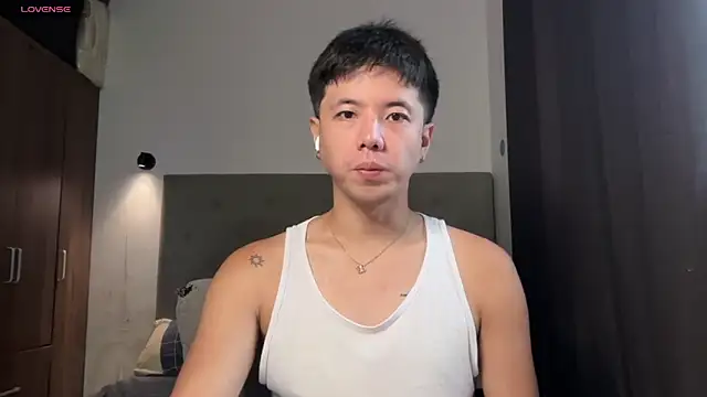 Addictiveboi online show from 06-26-26, 02:38