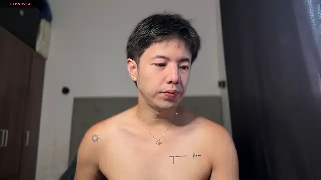 Addictiveboi online show from 07-18-26, 02:27