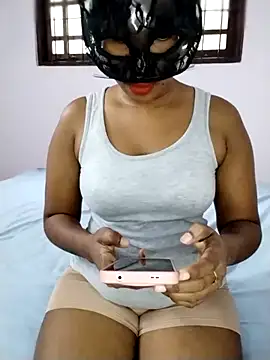 Snapshot of lolly_babie chatting on 11-15-25, 11:18 lolly babie online show from 11-15-25, 11:18