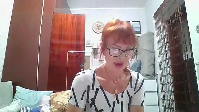 Snapshot of Mellana chatting on 10-05-25, 01:53 Mellana online show from 10-05-25, 01:53