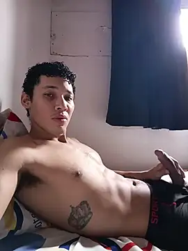 Snapshot of RuiMaddoox chatting on 10-29-25, 05:58 RuiMaddoox online show from 10-29-25, 05:58