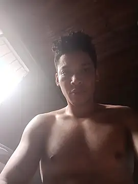 Snapshot of RuiMaddoox chatting on 01-06-26, 02:21 RuiMaddoox online show from 01-06-26, 02:21