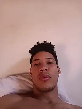 Snapshot of RuiMaddoox chatting on 01-07-26, 01:46 RuiMaddoox online show from 01-07-26, 01:46