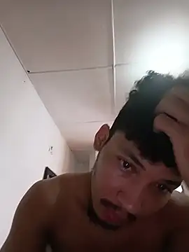 Snapshot of RuiMaddoox chatting on 02-26-26, 02:05 RuiMaddoox online show from 02-26-26, 02:05