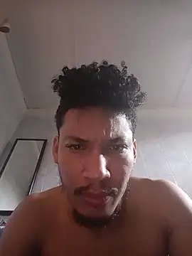 Snapshot of RuiMaddoox chatting on 03-01-26, 02:52 RuiMaddoox online show from 03-01-26, 02:52