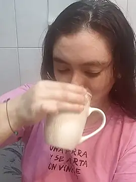 Snapshot of Anaa_Rose chatting on 10-17-25, 09:39 Anaa Rose online show from 10-17-25, 09:39