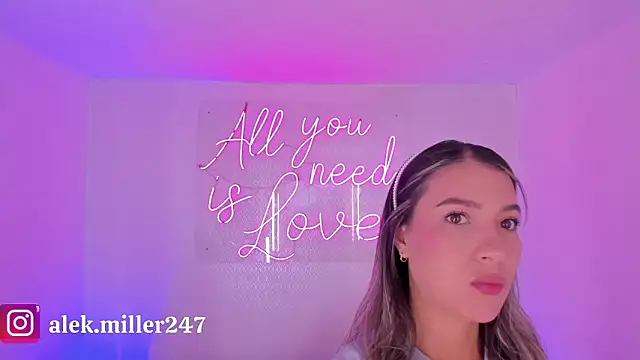 aleksandramiller  online show from 02-03-26, 01:05