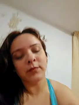 ARALUNAA online show from 12-14-25, 10:36