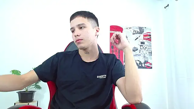 Cumandres18 online show from 10-17-25, 02:19