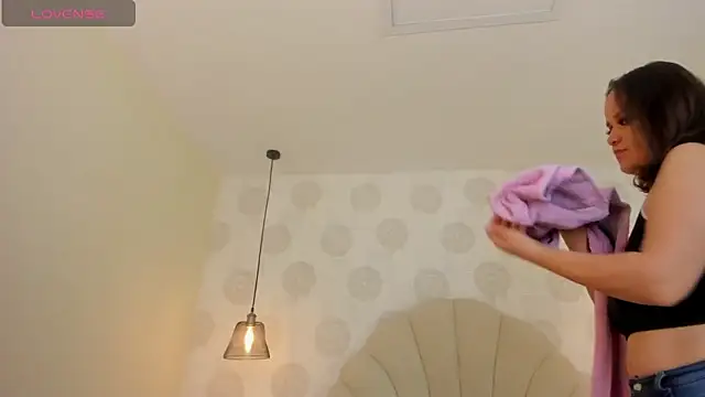 GIANAMILLER6 online show from 12-02-25, 12:21