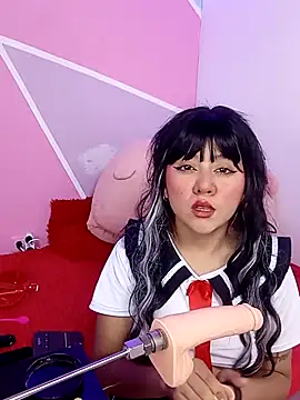 Snapshot of catalina_santana20 chatting on 03-08-26, 04:55 catalina santana20 online show from 03-08-26, 04:55