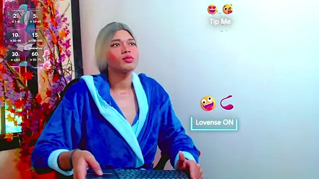 Snapshot of Madison_Mujica chatting on 09-17-25, 11:12 Madison Mujica online show from 09-17-25, 11:12