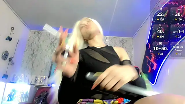 Snapshot of Madison_Mujica chatting on 10-22-25, 11:21 Madison Mujica online show from 10-22-25, 11:21