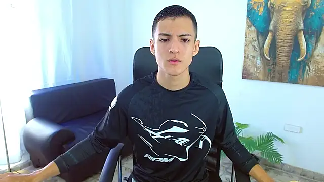 Matiius18 online show from 04-25-26, 01:41