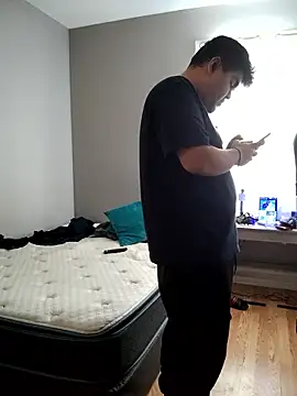 Snapshot of perversus12 chatting on 01-08-26, 06:32 perversus12 online show from 01-08-26, 06:32