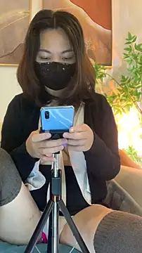 Snapshot of zhizhinaigai chatting on 01-06-26, 03:32 zhizhinaigai online show from 01-06-26, 03:32