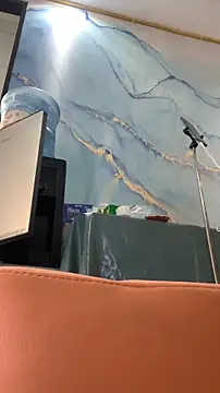 Snapshot of zhizhinaigai chatting on 02-15-26, 07:51 zhizhinaigai online show from 02-15-26, 07:51