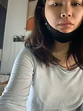 zhizhinaigai online show from 05-18-26, 03:46