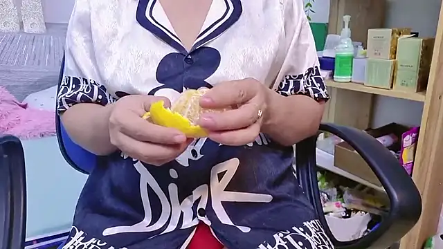 MichiLovely online show from 10-17-25, 10:07