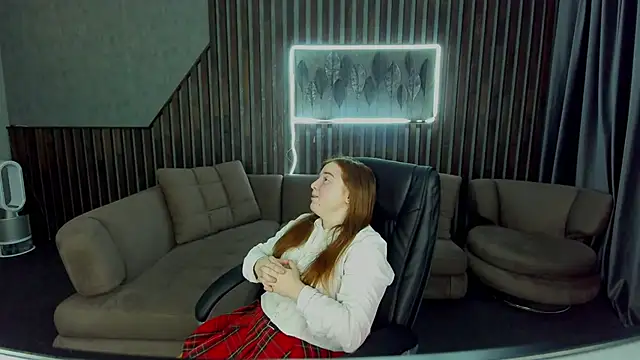 Snapshot of KattyRose8 chatting on 10-16-25, 05:41 KattyRose8 online show from 10-16-25, 05:41