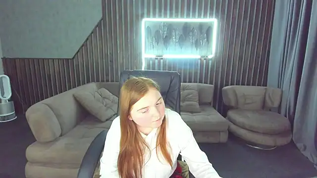 Snapshot of KattyRose8 chatting on 10-28-25, 06:21 KattyRose8 online show from 10-28-25, 06:21