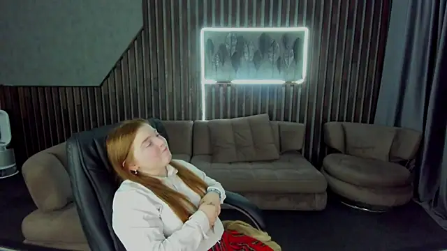 Snapshot of KattyRose8 chatting on 11-16-25, 06:30 KattyRose8 online show from 11-16-25, 06:30