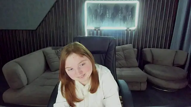 Snapshot of KattyRose8 chatting on 12-18-25, 06:14 KattyRose8 online show from 12-18-25, 06:14