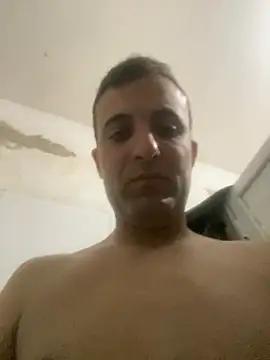 Snapshot of Junior17cm_1993 chatting on 07-26-26, 08:05 Junior17cm 1993 online show from 07-26-26, 08:05