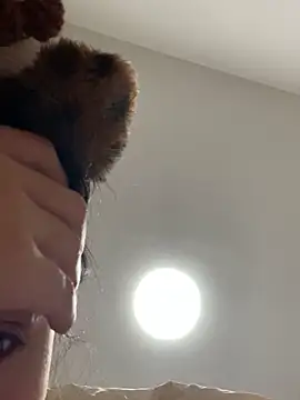 Snapshot of MengMeng0515 chatting on 11-22-25, 12:37 MengMeng0515 online show from 11-22-25, 12:37