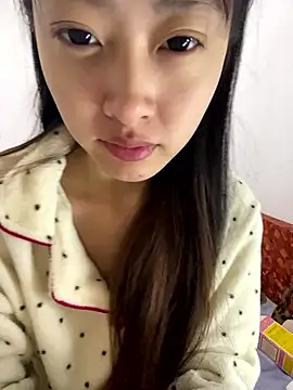 Snapshot of MengMeng0515 chatting on 01-12-26, 01:27 MengMeng0515 online show from 01-12-26, 01:27