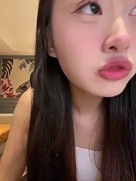 MengMeng0515 online show from 04-08-26, 01:55