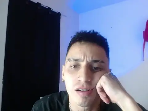 Snapshot of xalejo_max chatting on 11-05-25, 09:04 xalejo max online show from 11-05-25, 09:04