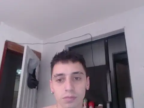 Snapshot of xalejo_max chatting on 11-21-25, 05:00 xalejo max online show from 11-21-25, 05:00
