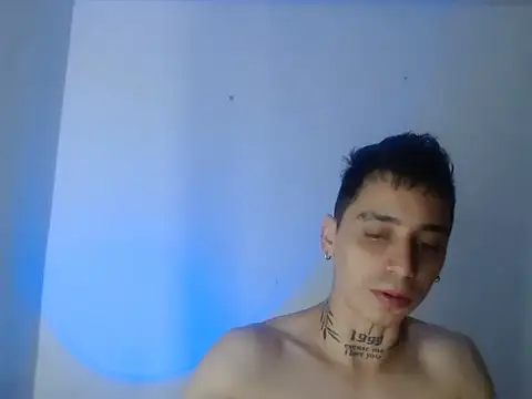 Snapshot of xalejo_max chatting on 11-24-25, 08:58 xalejo max online show from 11-24-25, 08:58