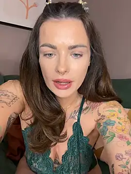 Snapshot of PiperPassionX chatting on 02-16-26, 10:17 PiperPassionX online show from 02-16-26, 10:17