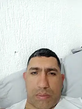 Snapshot of Exotico2025 chatting on 09-30-25, 04:23 Exotico2025 online show from 09-30-25, 04:23