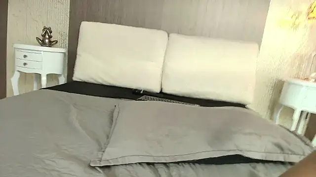 Tiifany Baker online show from 02-12-26, 08:26