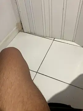 Snapshot of renannoviinho17z chatting on 09-30-25, 10:26 renannoviinho17z online show from 09-30-25, 10:26