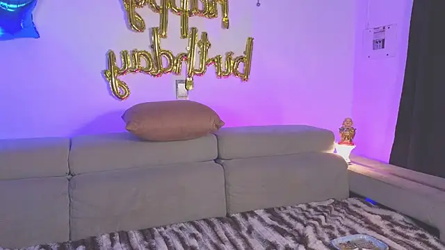 chloe ember online show from 11-29-25, 10:40