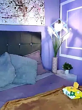 Snapshot of brandi_bae1 chatting on 06-10-26, 02:27 brandi bae1 online show from 06-10-26, 02:27