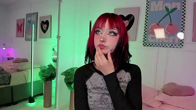 Zoe Lynch  online show from 06-03-26, 12:19