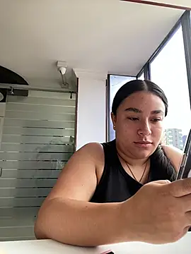 Zoey thompson online show from 07-24-26, 08:07